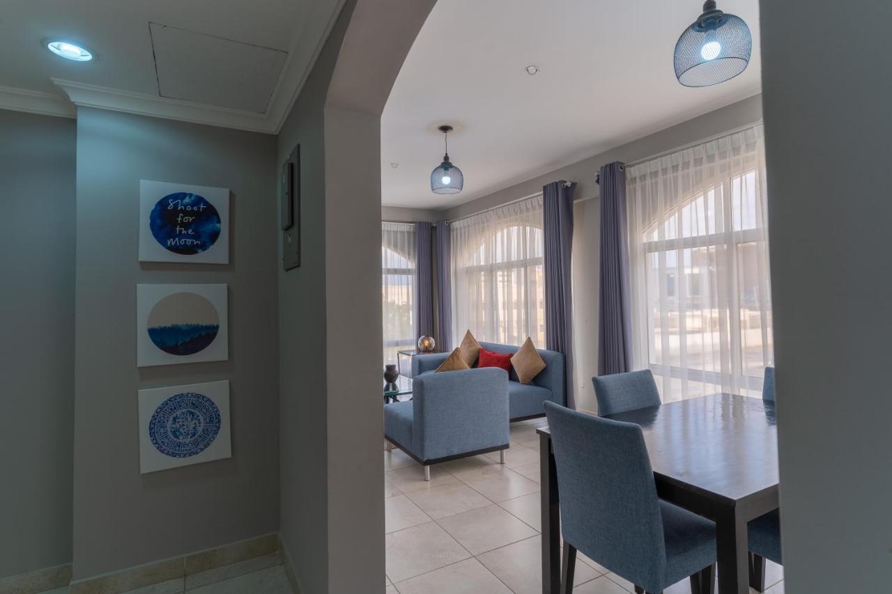 Midan Hotel Suites มัสกัต ภายนอก รูปภาพ