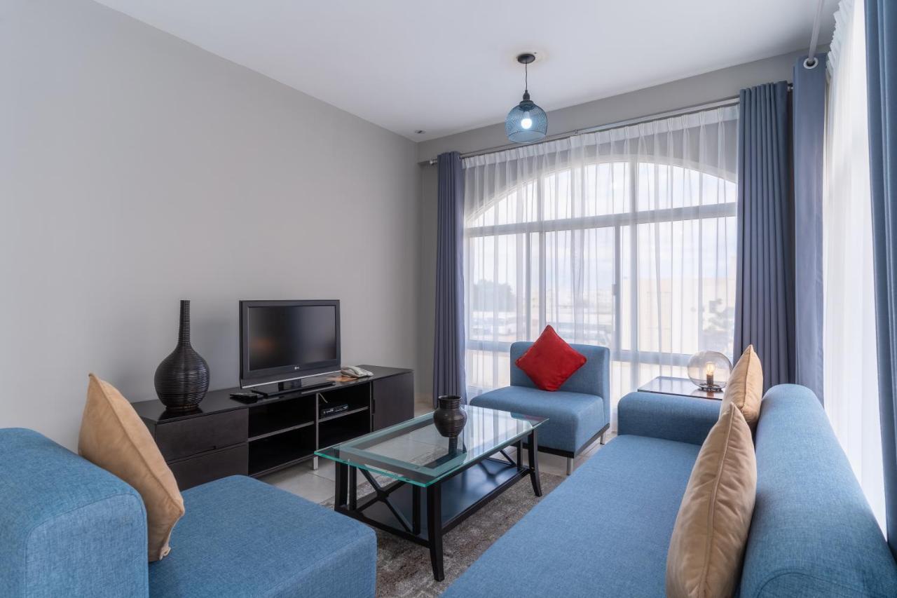 Midan Hotel Suites มัสกัต ภายนอก รูปภาพ